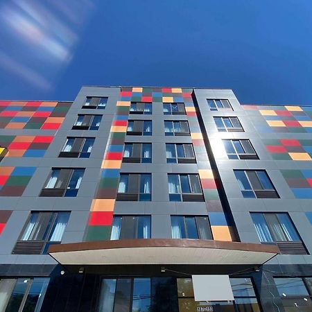 Super 8 By Wyndham Brooklyn Williamsburg Hotel Ню Йорк Екстериор снимка